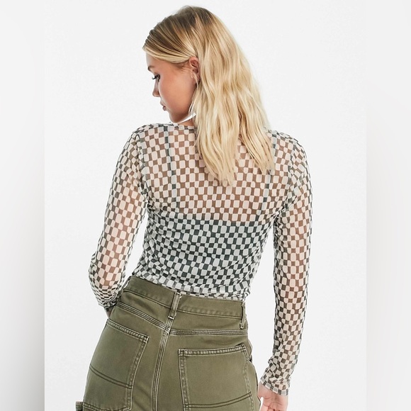 Abercrombie & Fitch Checkered Mesh Crop Top - Picture 3 of 11